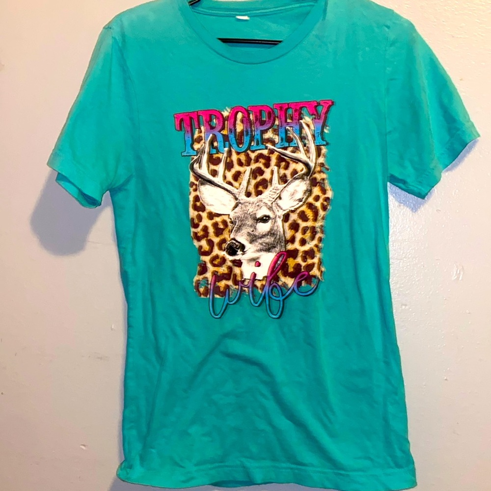 Trophy Wife T-shirt size small